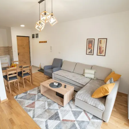 Divcinova S4 * Divčibare